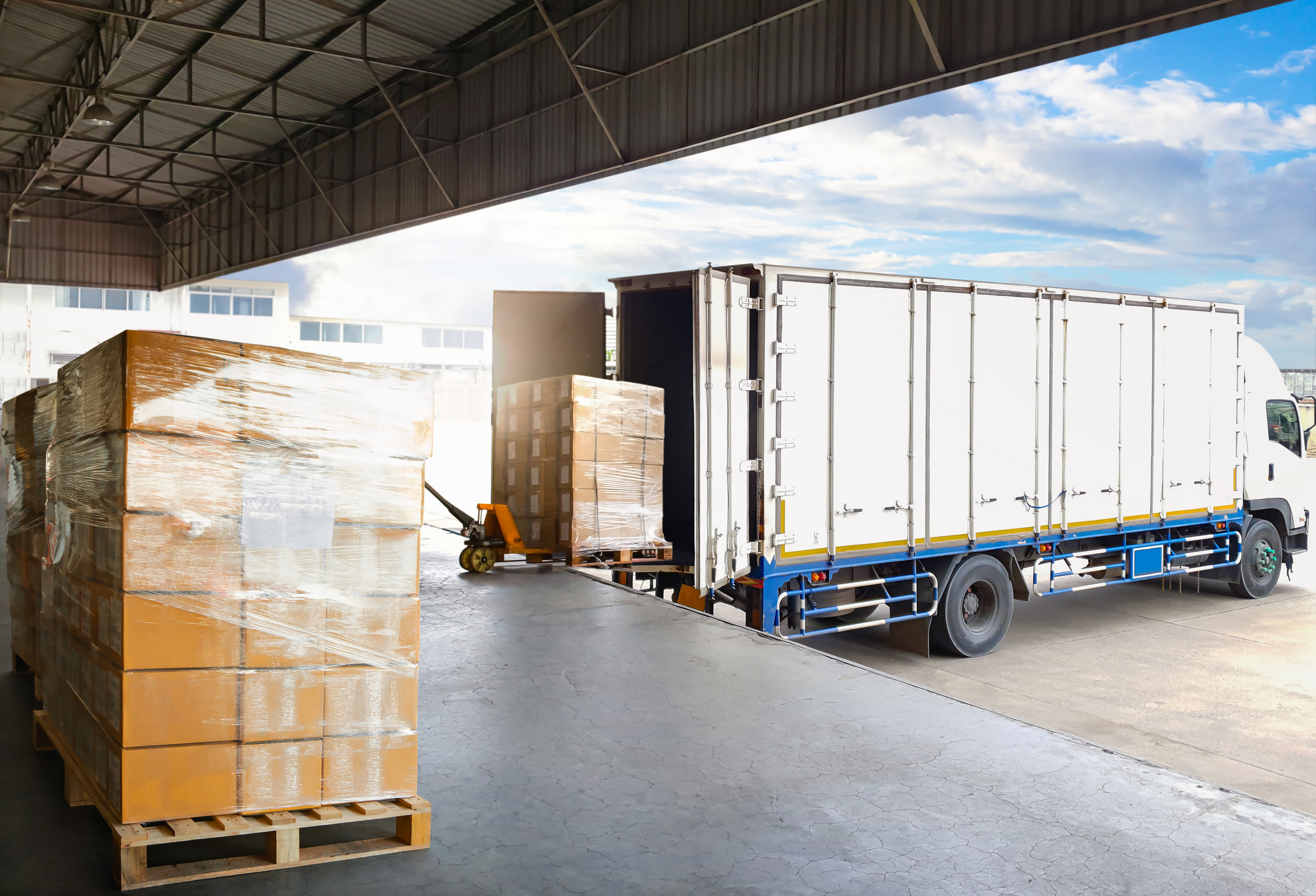 Delivery collecting at a warehouse.